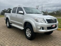 TOYOTA HILUX SW4 SRV D4-D 4X4 3.0 TDI DIES. AUT 2013/2013 NEURI VEÍCULOS LAJEADO / Carros no Vale