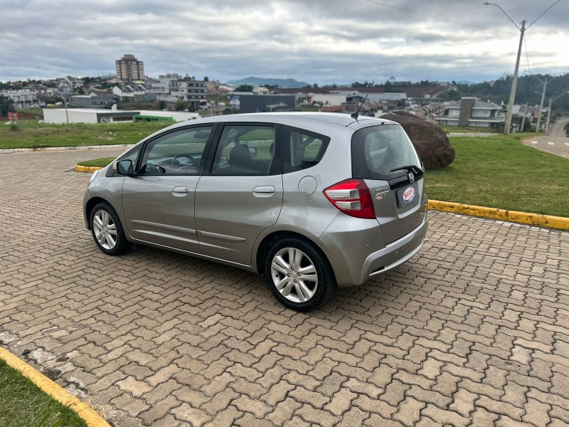 HONDA FIT 1.5 EX 16V CVT /2014 NEURI VEÍCULOS LAJEADO / Carros no Vale