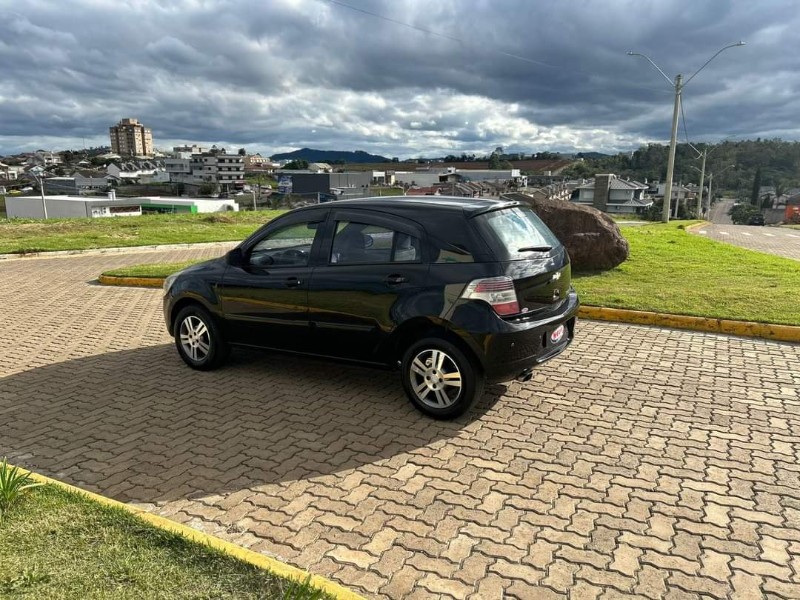 CHEVROLET AGILE LTZ EASYTRONIC 1.4 8V 2013 2013/2013 NEURI VEÍCULOS LAJEADO / Carros no Vale