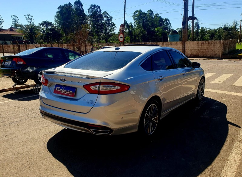 FORD FUSION 2.0 TITANIUM AWD 2013/2014 CRUZEIRO MULTIMARCAS CRUZEIRO DO SUL / Carros no Vale