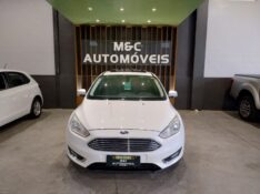 FORD FOCUS HATCH TITANIUM 2.0 2016/2017 M&C AUTOMÓVEIS CAXIAS DO SUL / Carros no Vale