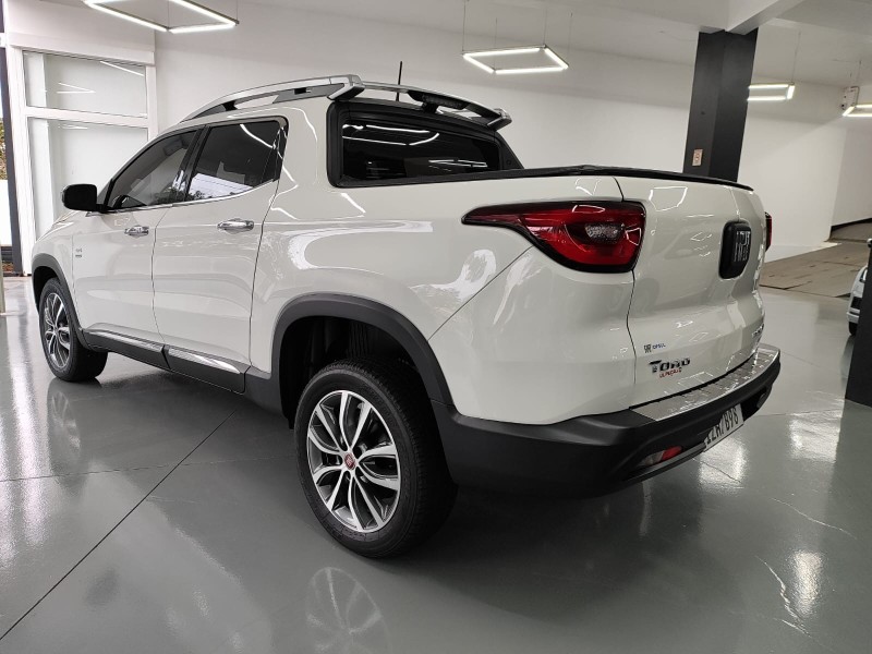 FIAT TORO 2.0 VOLCANO 4X4 AT9 16V 2019 /2019 BELAVENDA AUTOMÓVEIS ARROIO DO MEIO / Carros no Vale