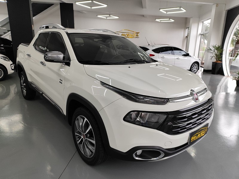 FIAT TORO 2.0 VOLCANO 4X4 AT9 16V 2019 /2019 BELAVENDA AUTOMÓVEIS ARROIO DO MEIO / Carros no Vale