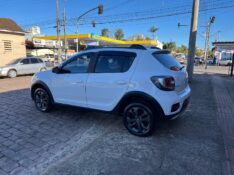 RENAULT SANDERO 1.6 STEPWAY 8V FLEX 4P MANUAL 2016/2016 AR MULTIMARCAS VENÂNCIO AIRES / Carros no Vale