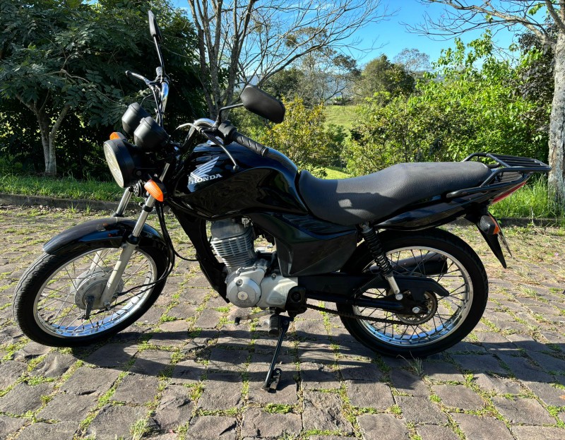 HONDA MOTOS CG 125 FAN KS /2009 RT 811 VEÍCULOS ARROIO DO MEIO / Carros no Vale