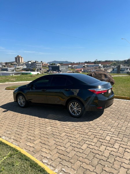 TOYOTA COROLLA 1.8 GLI UPPER 16V 2019 /2019 NEURI VEÍCULOS LAJEADO / Carros no Vale