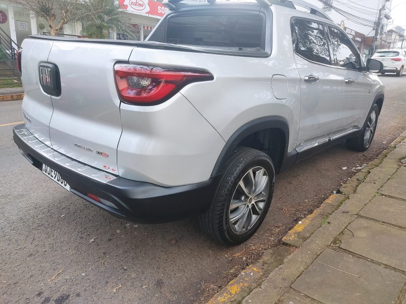 FIAT TORO VOLCANO AT9 - 2019