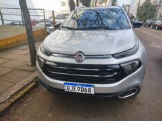 FIAT TORO VOLCANO AT9 2018/2019 ALTERNATIVA VEÍCULOS LAJEADO / Carros no Vale