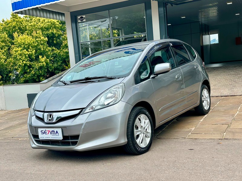 HONDA FIT LX 1.4 16V FLEX AUT. 2013/2014 SÉTIMA VEÍCULOS GUAPORÉ / Carros no Vale