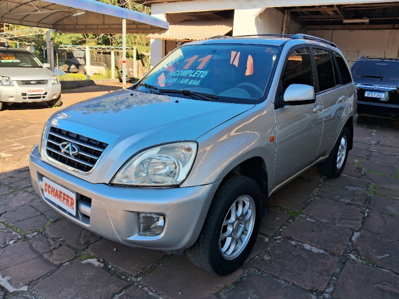 CHERY TIGGO 2.0 2011/2011 SCHAEFER AUTOMÓVEIS TEUTÔNIA / Carros no Vale