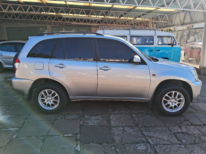 CHERY TIGGO 2.0 2011/2011 SCHAEFER AUTOMÓVEIS TEUTÔNIA / Carros no Vale