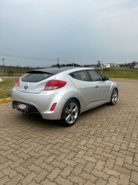 HYUNDAI VELOSTER 1.6 TOP + TETO IMPECÁVEL /2012 NEURI VEÍCULOS LAJEADO / Carros no Vale