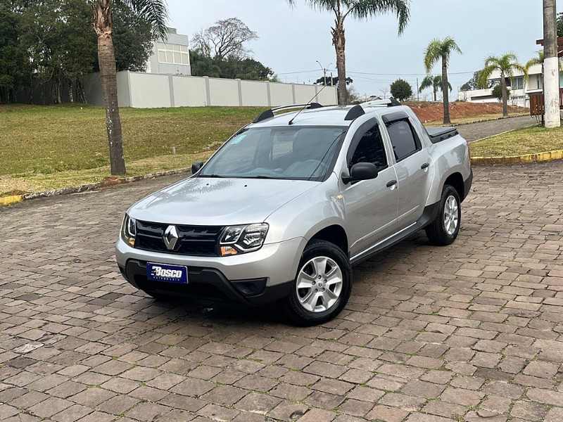 RENAULT OROCH EXPRESSION 1.6 FLEX 2019/2019 BOSCO AUTOMÓVEIS GUAPORÉ / Carros no Vale