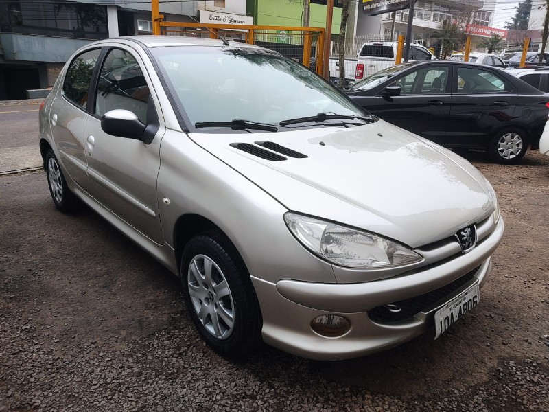 PEUGEOT 206 1.4 PRESENC 2007/2008 ALTERNATIVA VEÍCULOS LAJEADO / Carros no Vale