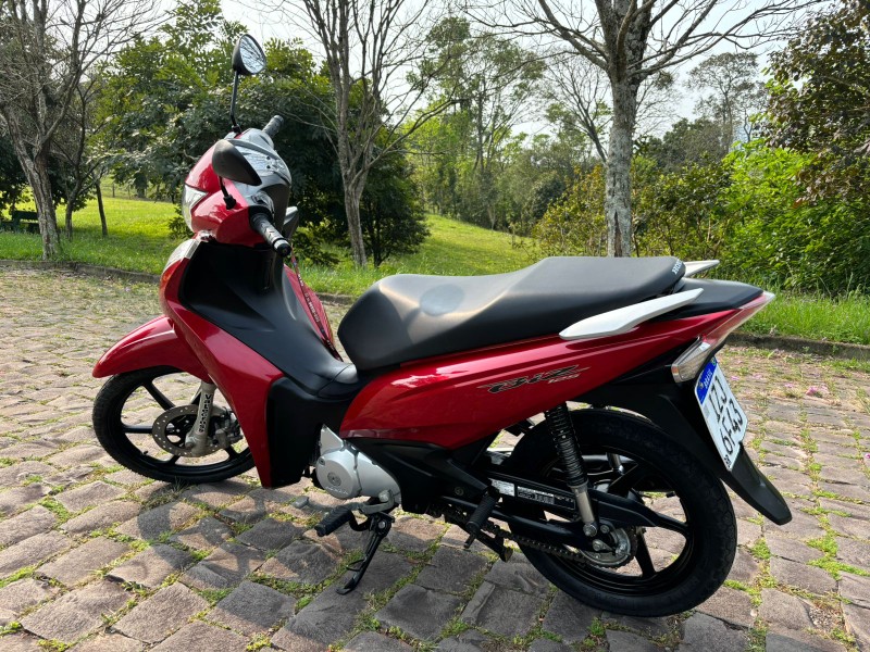 HONDA MOTOS BIZ 125 /2019 RT 811 VEÍCULOS ARROIO DO MEIO / Carros no Vale