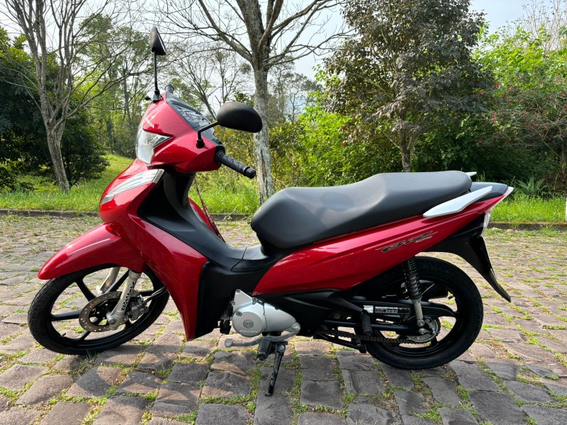 HONDA MOTOS BIZ 125 /2019 RT 811 VEÍCULOS ARROIO DO MEIO / Carros no Vale