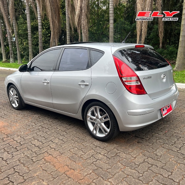 HYUNDAI I30 2.0 2010/2010 ELY AUTOMÓVEIS LAJEADO / Carros no Vale