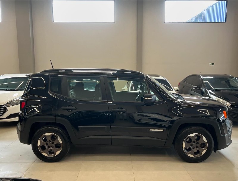 JEEP RENEGADE SPORT 1.8 2016/2016 LEHMEN VEÍCULOS VENÂNCIO AIRES / Carros no Vale