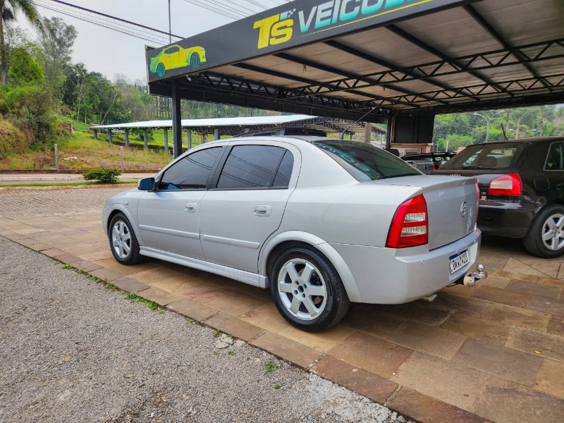 CHEVROLET ASTRA SEDAN ELITE 2.0 MPFI 8V FLEXPOWER 2004/2005 TS VEÍCULOS ANTA GORDA / Carros no Vale