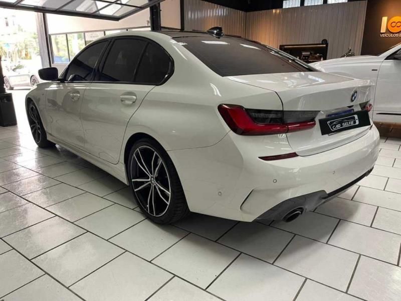 BMW 320I 2.0 16V TURBO GASOLINA M SPORT AUTOMÁTICO 2020/2020 FÁBIO BERNARDES PORTO ALEGRE / Carros no Vale