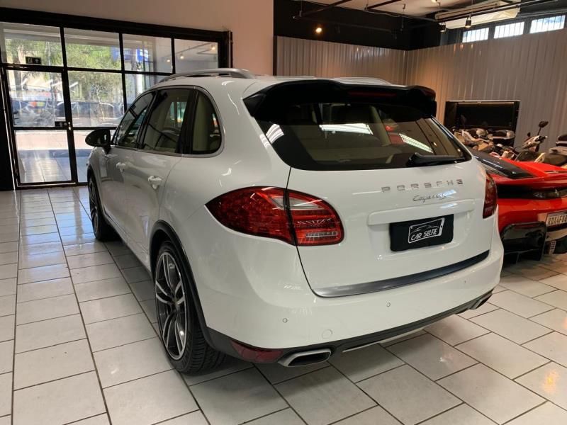 PORSCHE CAYENNE 4.8 S 4X4 V8 32V GASOLINA 4P TIPTRONIC 2012/2012 FÁBIO BERNARDES PORTO ALEGRE / Carros no Vale