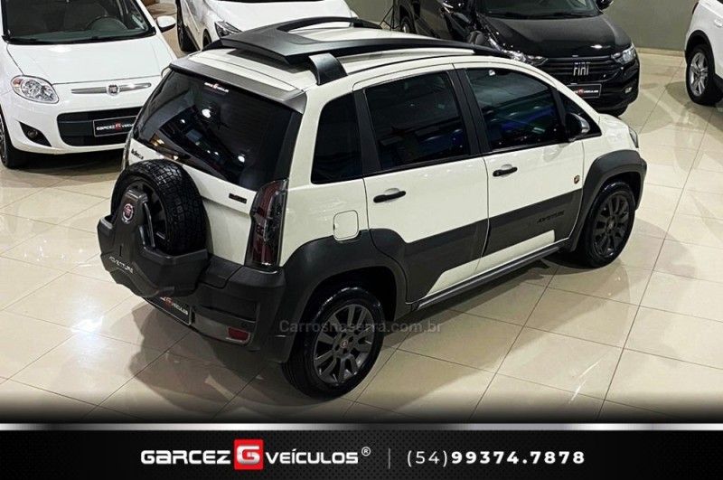 FIAT IDEA 1.8 MPI ADVENTURE 16V 2016/2016 GARCEZ VEÍCULOS BENTO GONÇALVES / Carros no Vale