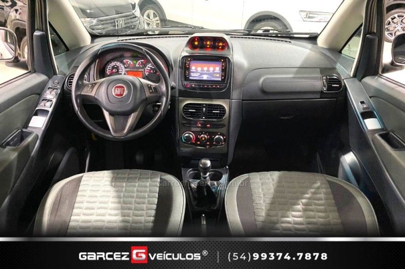 FIAT IDEA 1.8 MPI ADVENTURE 16V 2016/2016 GARCEZ VEÍCULOS BENTO GONÇALVES / Carros no Vale