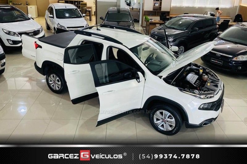 FIAT TORO 1.8 16V EVO FREEDOM 2018/2019 GARCEZ VEÍCULOS BENTO GONÇALVES / Carros no Vale