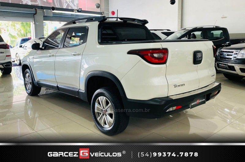 FIAT TORO 1.8 16V EVO FREEDOM 2018/2019 GARCEZ VEÍCULOS BENTO GONÇALVES / Carros no Vale