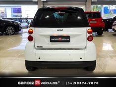 SMART FORTWO 1.0 PASSION COUPÉ 3 CILINDROS 12V 2009/2009 GARCEZ VEÍCULOS BENTO GONÇALVES / Carros no Vale