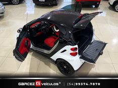 SMART FORTWO 1.0 PASSION COUPÉ 3 CILINDROS 12V 2009/2009 GARCEZ VEÍCULOS BENTO GONÇALVES / Carros no Vale