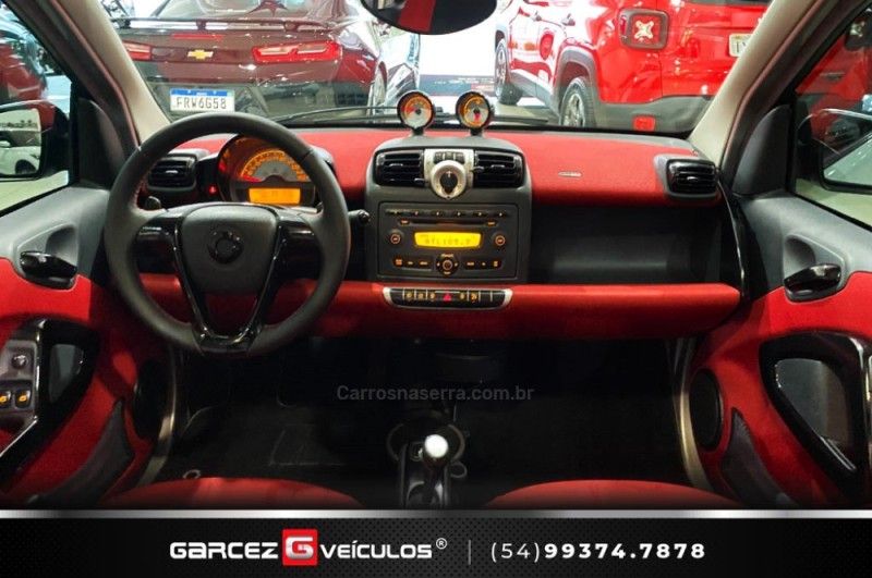 SMART FORTWO 1.0 PASSION COUPÉ 3 CILINDROS 12V 2009/2009 GARCEZ VEÍCULOS BENTO GONÇALVES / Carros no Vale