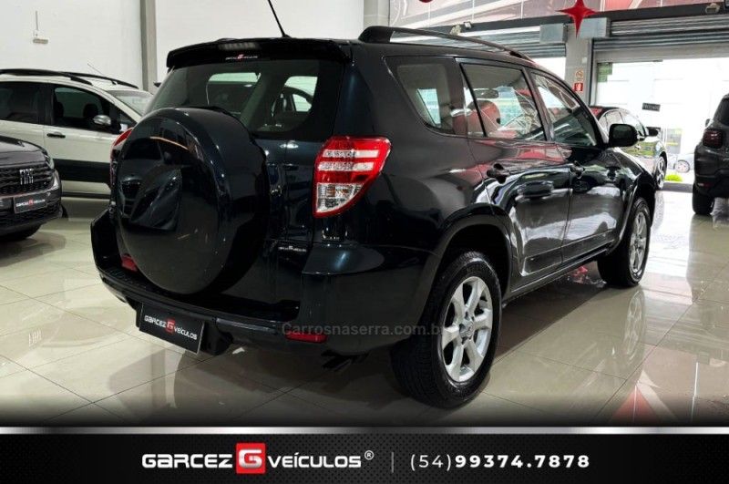 TOYOTA RAV4 2.4 4X2 16V 2011/2011 GARCEZ VEÍCULOS BENTO GONÇALVES / Carros no Vale