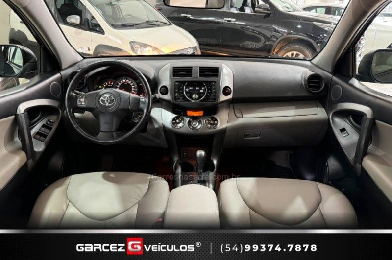 TOYOTA RAV4 2.4 4X2 16V 2011/2011 GARCEZ VEÍCULOS BENTO GONÇALVES / Carros no Vale