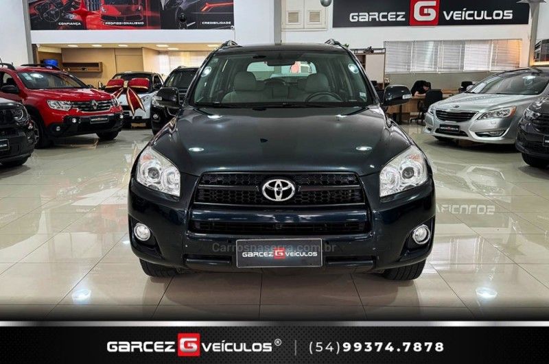 TOYOTA RAV4 2.4 4X2 16V 2011/2011 GARCEZ VEÍCULOS BENTO GONÇALVES / Carros no Vale