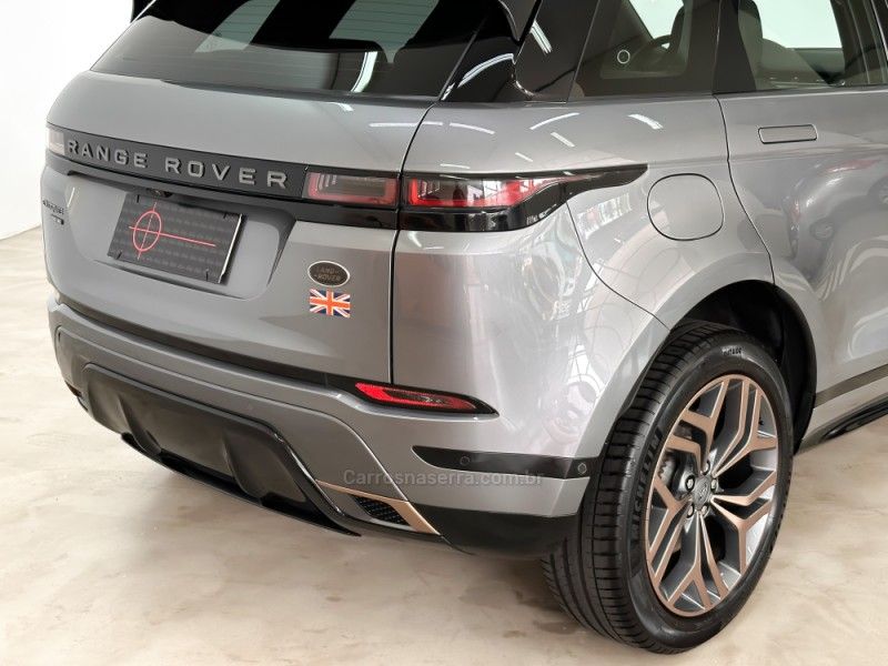 LAND ROVER RANGE ROVER EVOQUE 2.0 SE R-DYNAMIC AWD 16V 2019/2020 FOCAR VEÍCULOS CAXIAS DO SUL / Carros no Vale