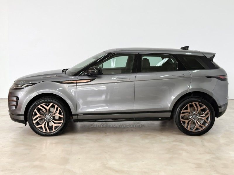 LAND ROVER RANGE ROVER EVOQUE 2.0 SE R-DYNAMIC AWD 16V 2019/2020 FOCAR VEÍCULOS CAXIAS DO SUL / Carros no Vale