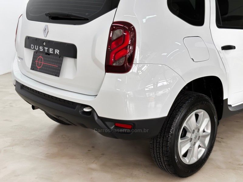 RENAULT DUSTER 1.6 EXPRESSION 4X2 16V 2019/2020 FOCAR VEÍCULOS CAXIAS DO SUL / Carros no Vale