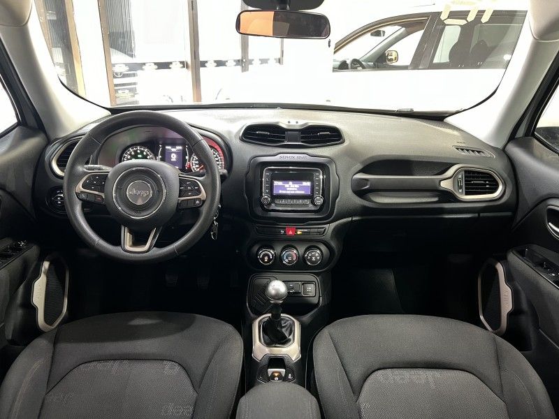 JEEP RENEGADE 1.8 16V SPORT 2016/2016 PRIME MULTIMARCAS CAXIAS DO SUL / Carros no Vale