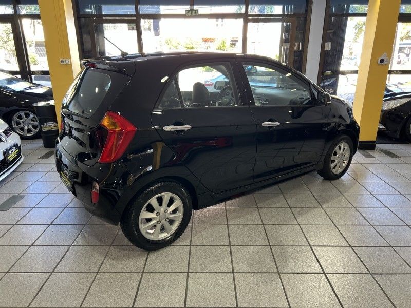 KIA PICANTO 1.0 EX3 12V 2013/2014 PRIME MULTIMARCAS CAXIAS DO SUL / Carros no Vale