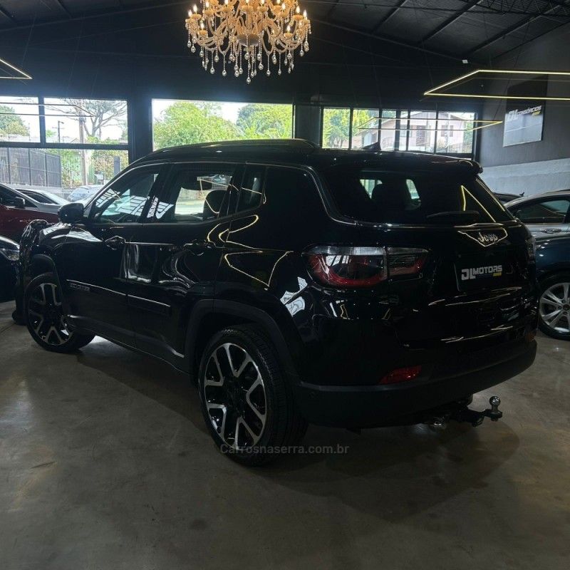 JEEP COMPASS 2.0 16V LIMITED 2019/2019 DL MOTORS LAJEADO / Carros no Vale