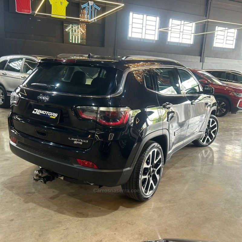 JEEP COMPASS 2.0 16V LIMITED 2019/2019 DL MOTORS LAJEADO / Carros no Vale