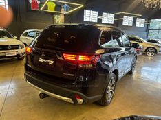 MITSUBISHI OUTLANDER 2.0 16V 2016/2016 DL MOTORS LAJEADO / Carros no Vale