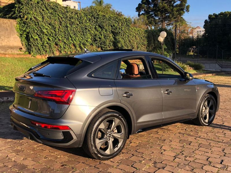 Audi Q5 Sportback S-Line 2.0 TFSI Quat.S-Tron 2021/2021 CONCEPT MOTORS PASSO FUNDO / Carros no Vale