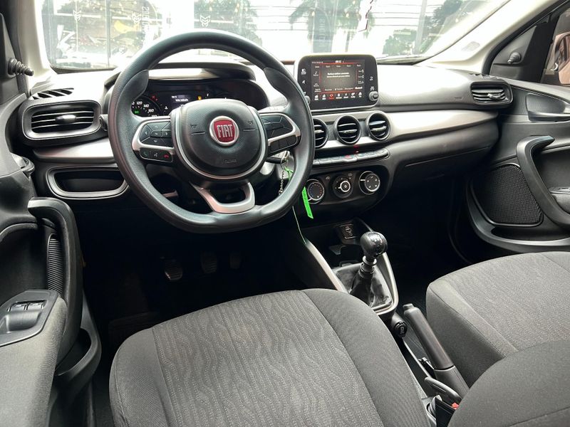 Fiat Cronos DRIVE 1.3 8V Flex 2018/2019 CONCEPT MOTORS PASSO FUNDO / Carros no Vale