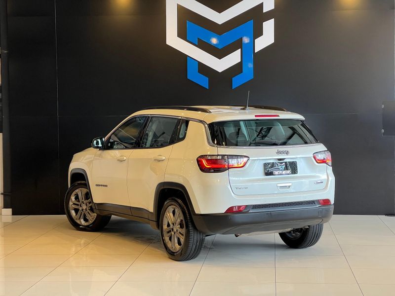 Jeep Compass LONG T270 1.3 TB 4×2 Flex Aut. 2023/2023 CONCEPT MOTORS PASSO FUNDO / Carros no Vale