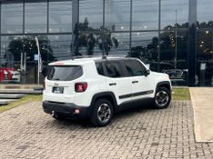 Jeep Renegade Sport 1.8 4×2 Flex 16V Aut. 2015/2016 CONCEPT MOTORS PASSO FUNDO / Carros no Vale