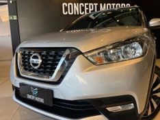 Nissan Kicks SV 1.6 16V FlexStar 5p Aut. 2017/2018 CONCEPT MOTORS PASSO FUNDO / Carros no Vale