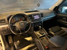 Volkswagen Amarok Hig Extreme CD 2.0 4×4 Dies Aut 2017/2018 CONCEPT MOTORS PASSO FUNDO / Carros no Vale