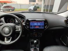 Jeep COMPASS LIMITED 2.0 4×2 16V 2017/2018 VALE AUTOMÓVEIS LAJEADO / Carros no Vale